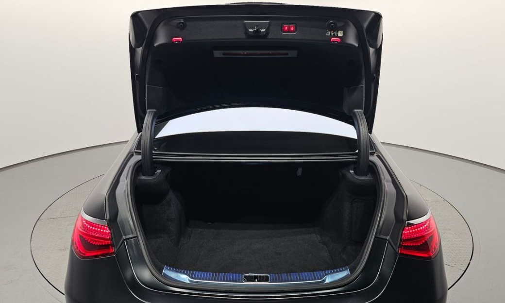 Mercedes-Benz S-Class Maybach S580 4MATIC Nightfall, 2022