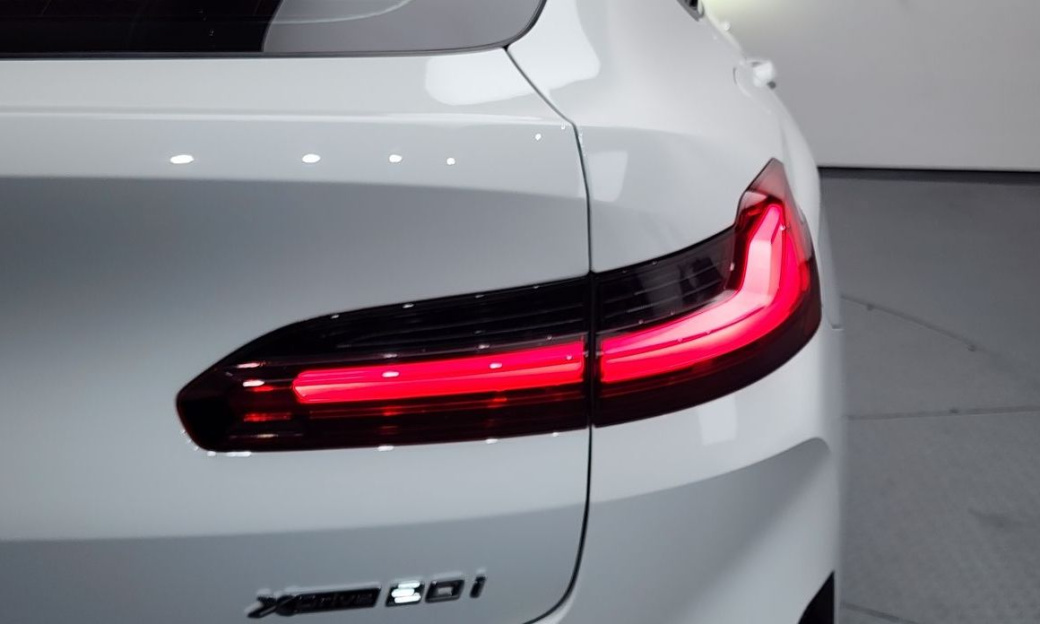 BMW X4 xDrive20i M Sports Pro, 2023