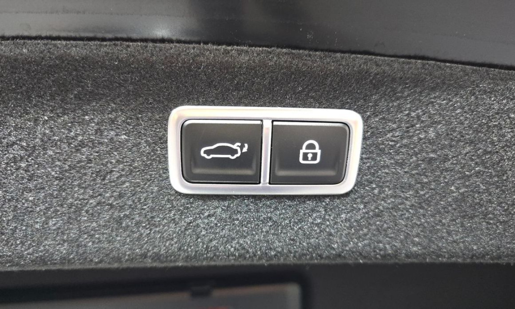 Genesis G80 Gasoline 2.5 Turbo AWD, 2025