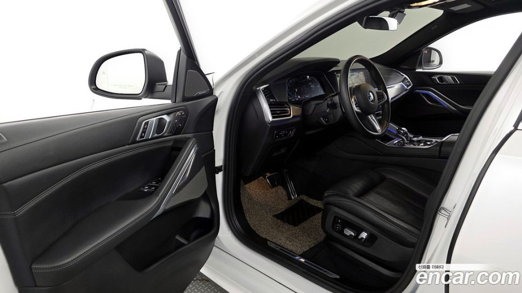 BMW X6 xDrive40i M Sport, 2023