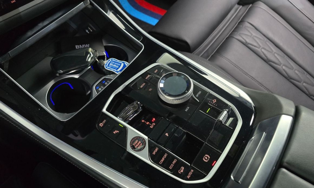 BMW X5 xDrive 40i M Sport, 2025