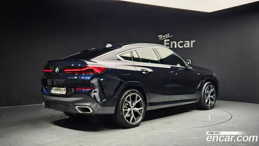 BMW X6 xDrive30d M Sport, 2022
