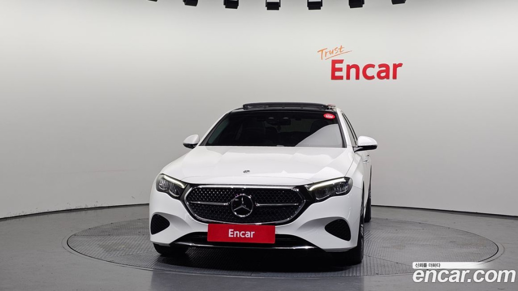 Mercedes-Benz E-Class E200 Avantgarde, 2024