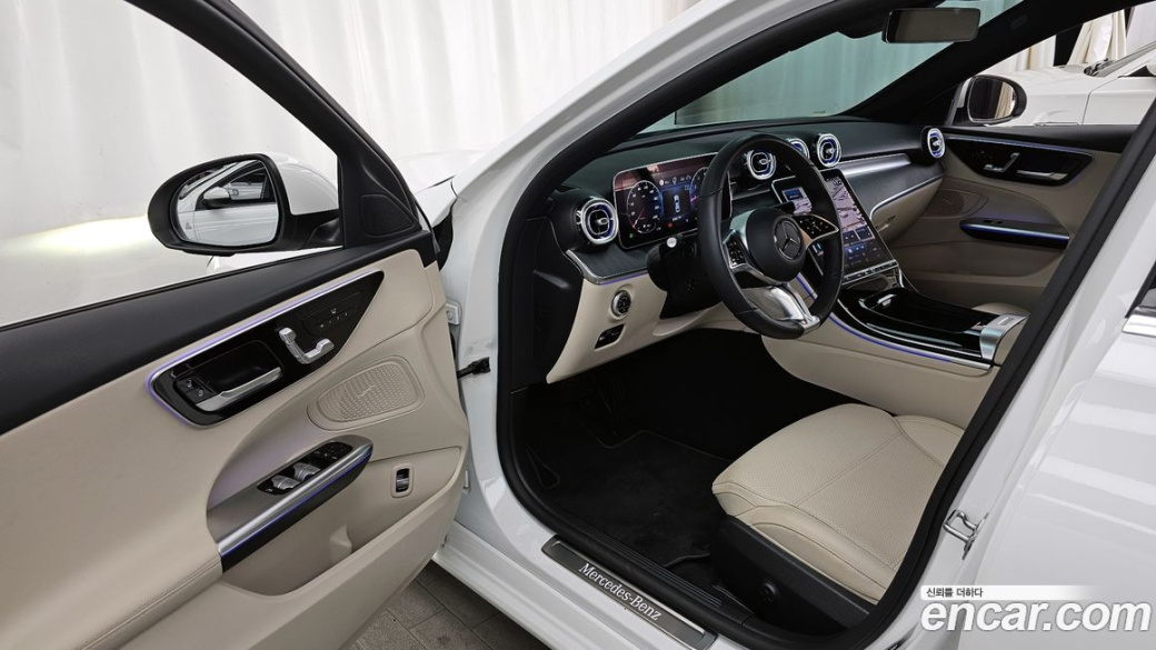Mercedes-Benz C-Class C300 4MATIC Avantgarde, 2023