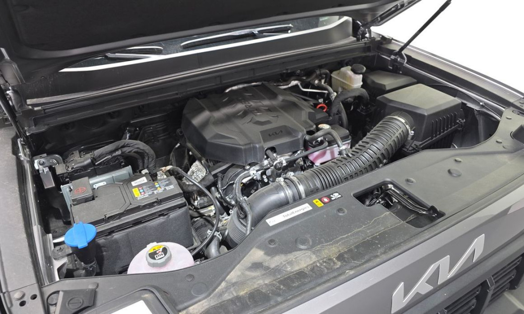 Kia Tasman 2.5T Gasoline 4WD, 2026