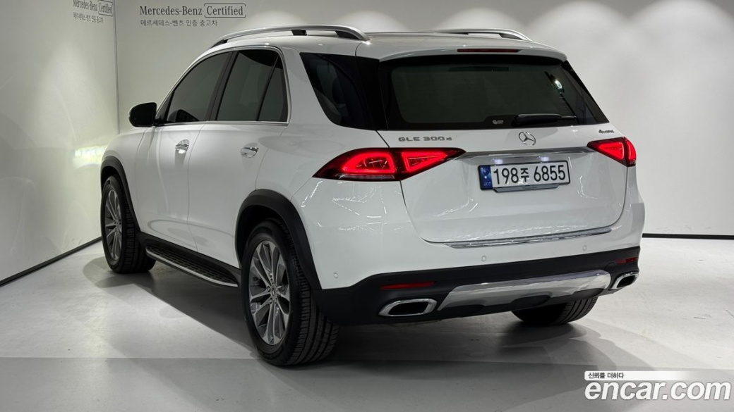Mercedes-Benz GLE-Class GLE300d 4MATIC, 2023