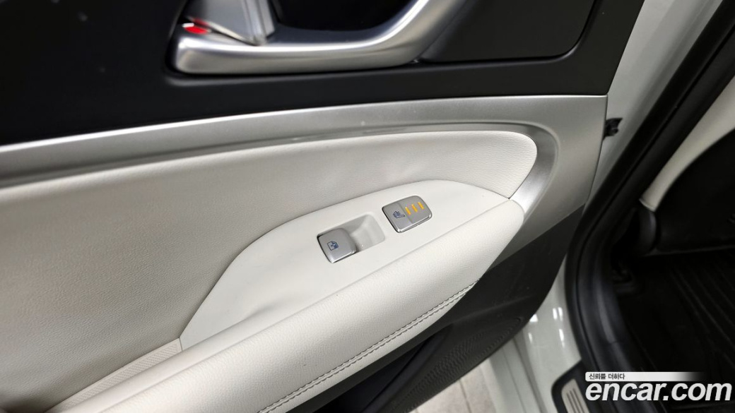 Genesis G70 Gasoline 2.5T 2WD, 2024