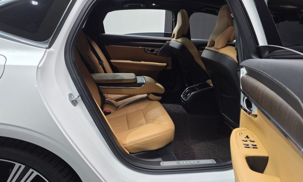 Volvo S90 B6 AWD Ultimate Bright, 2023