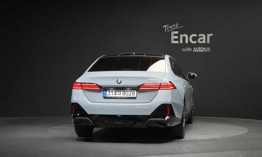 BMW 5-Series 520i M Sport, 2024