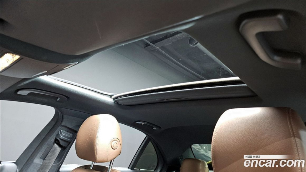 Mercedes-Benz E-Class E350 4MATIC Avantgarde, 2022