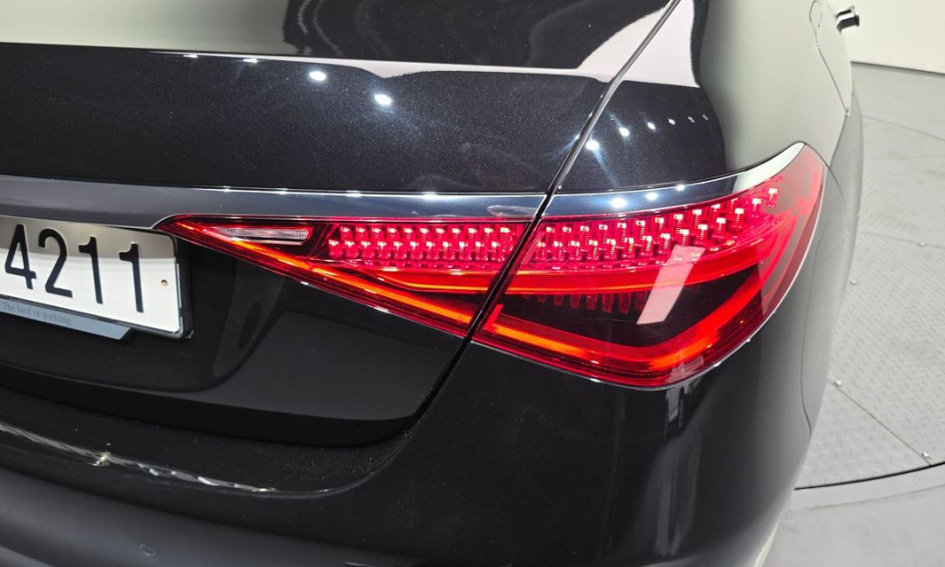 Mercedes-Benz S-Class S350 d, 2022