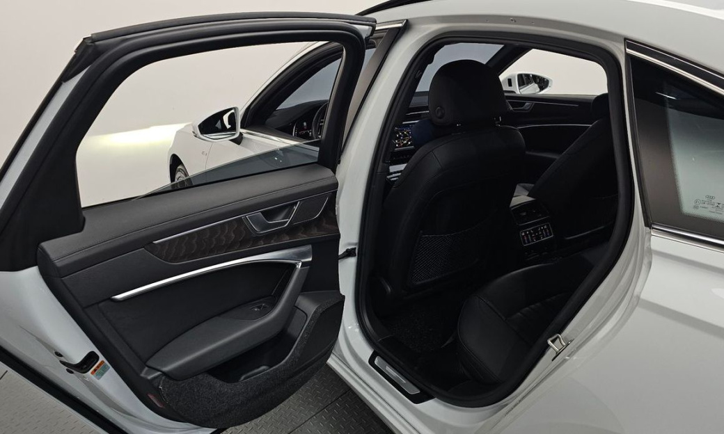 Audi A6 40 TDI Premium, 2022