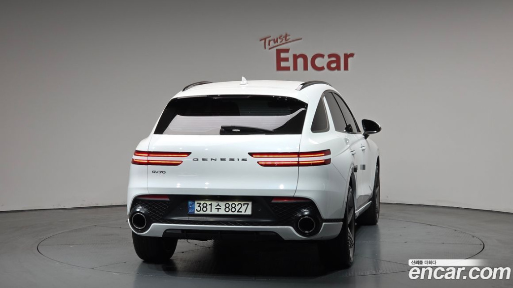 Genesis GV70 2.5T Gasoline 2WD, 2021