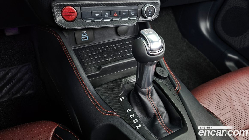 Ford Mustang 5.0 GT Premium Convertible, 2024