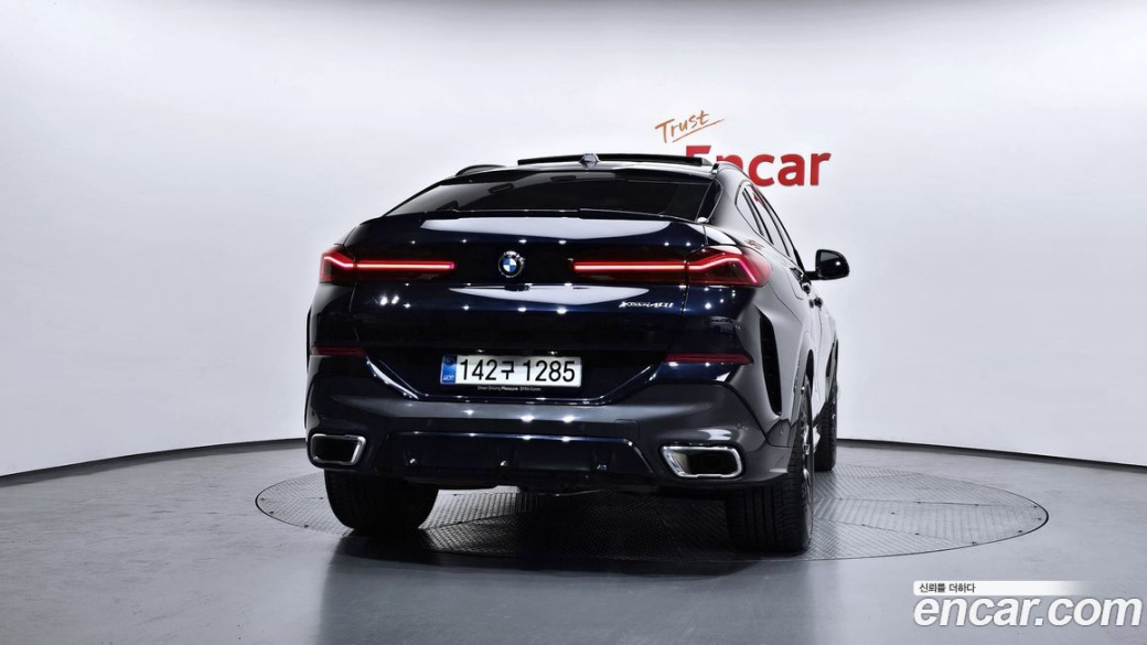 BMW X6 xDrive40i M Sport, 2025