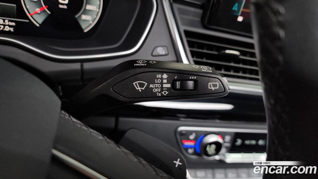 Audi Q5 45 TFSI Quattro Premium, 2022