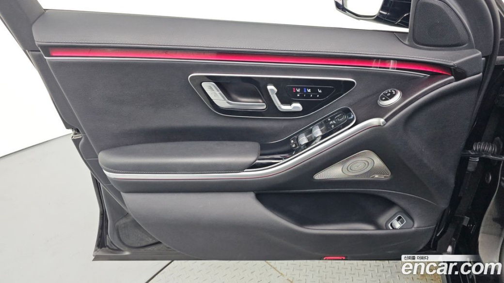 Mercedes-Benz S-Class S350 d, 2023