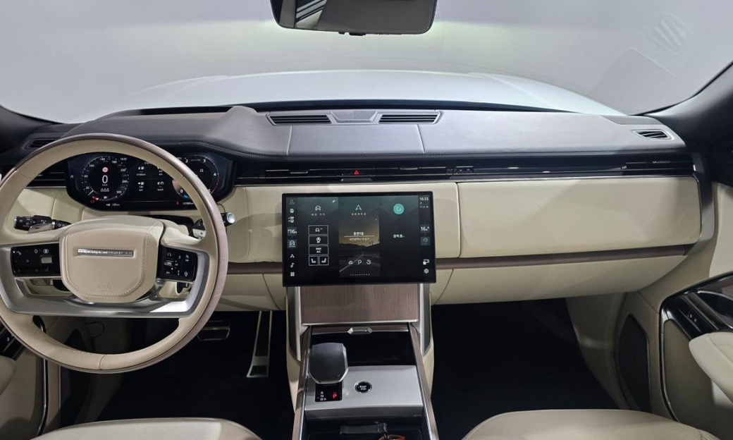 Land Rover Range Rover D350 Autobiography Long Wheel Base, 2025