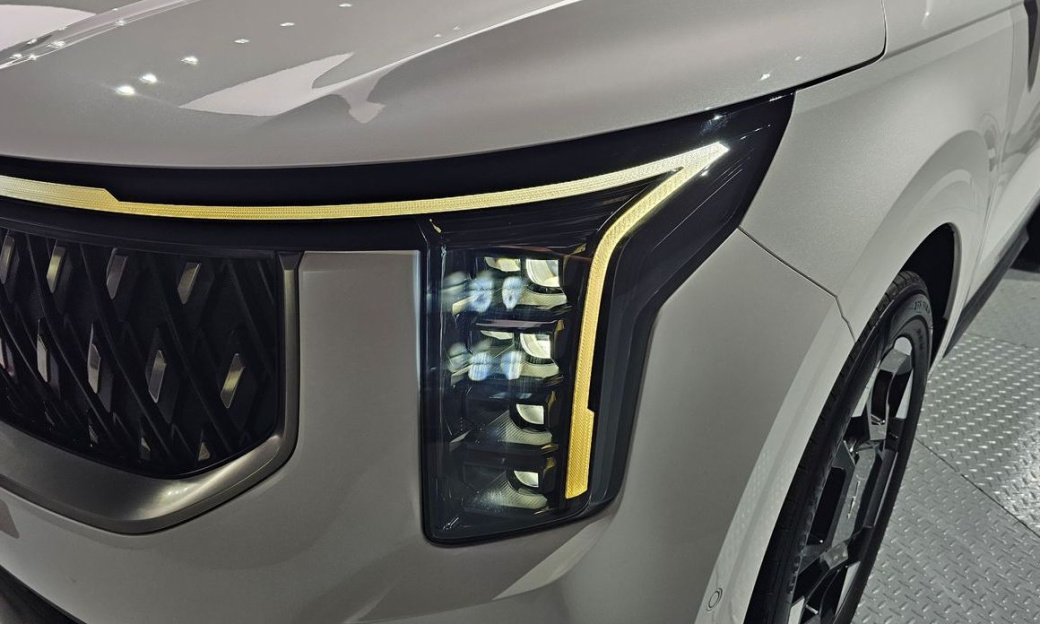 Kia Carnival 7-Seater Noblesse, 2024