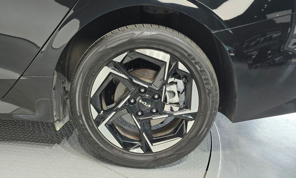 Kia K5 2.0, 2024