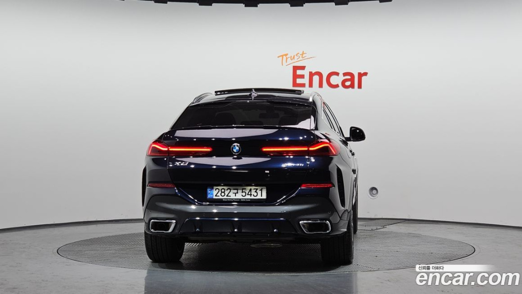 BMW X6 xDrive40i M Sport, 2023