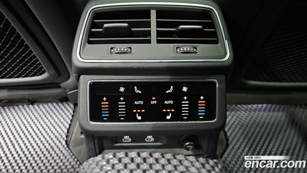 Audi A6 45 TFSI Quattro Premium, 2022
