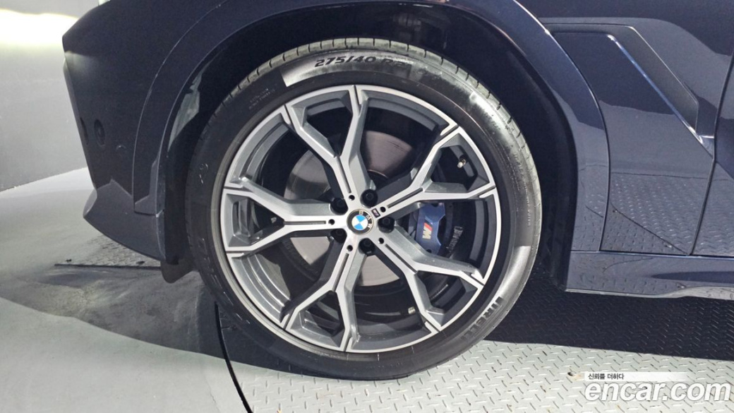 BMW X6 xDrive40i M Sport, 2023