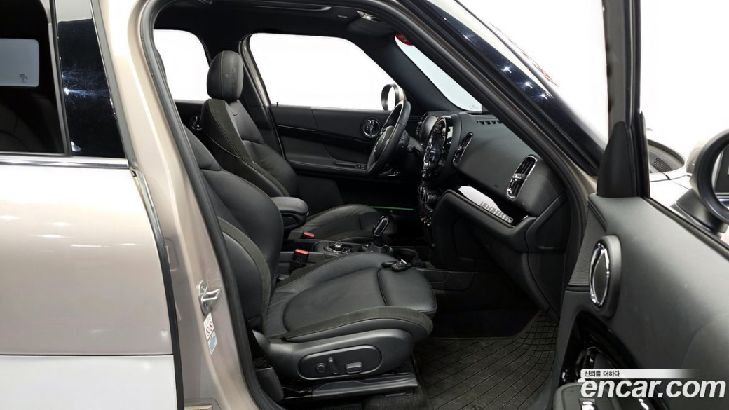 Mini Countryman Uncharted Edition, 2024