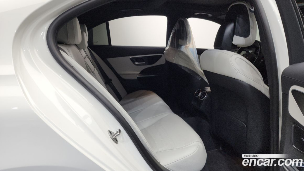Mercedes-Benz C-Class C300 AMG Line, 2022