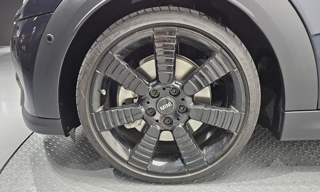 Mini Cooper Convertible Resolute Edition, 2024