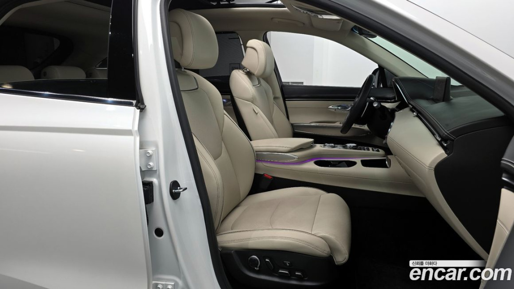 Genesis GV70 2.5T Gasoline AWD, 2024