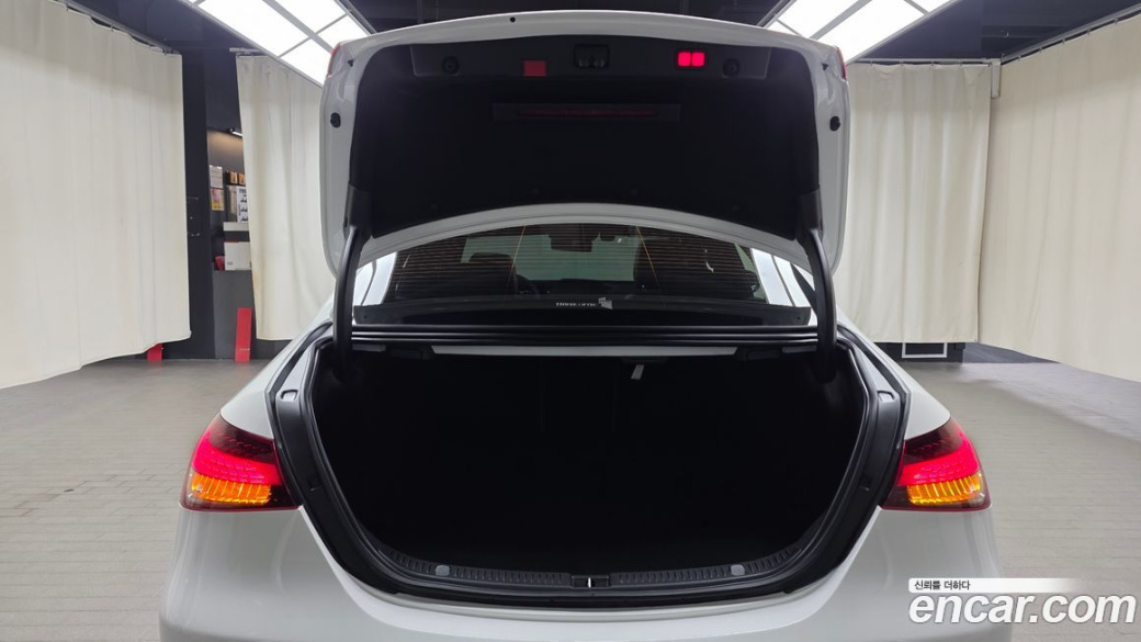Mercedes-Benz E-Class E250 Exclusive, 2022
