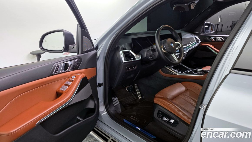 BMW X7 xDrive 40i M Sport 6STR, 2025