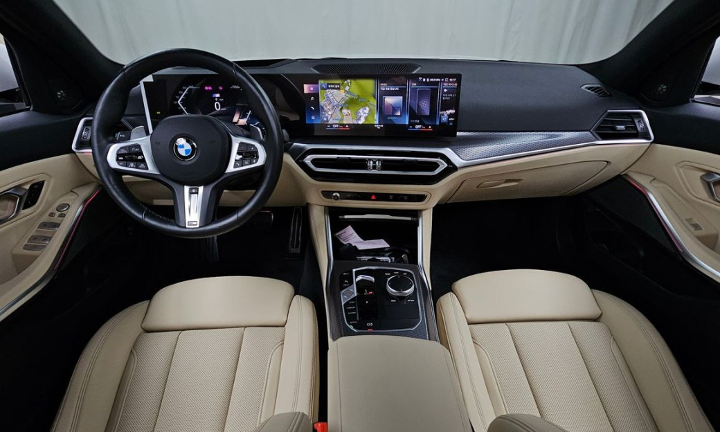 BMW 3-Series 320i M Sport, 2024