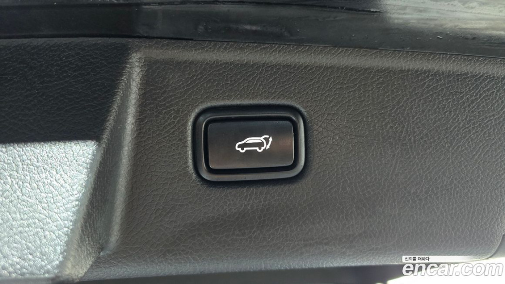 Kia Mohave Diesel 3.0 4WD 7-Seater, 2023