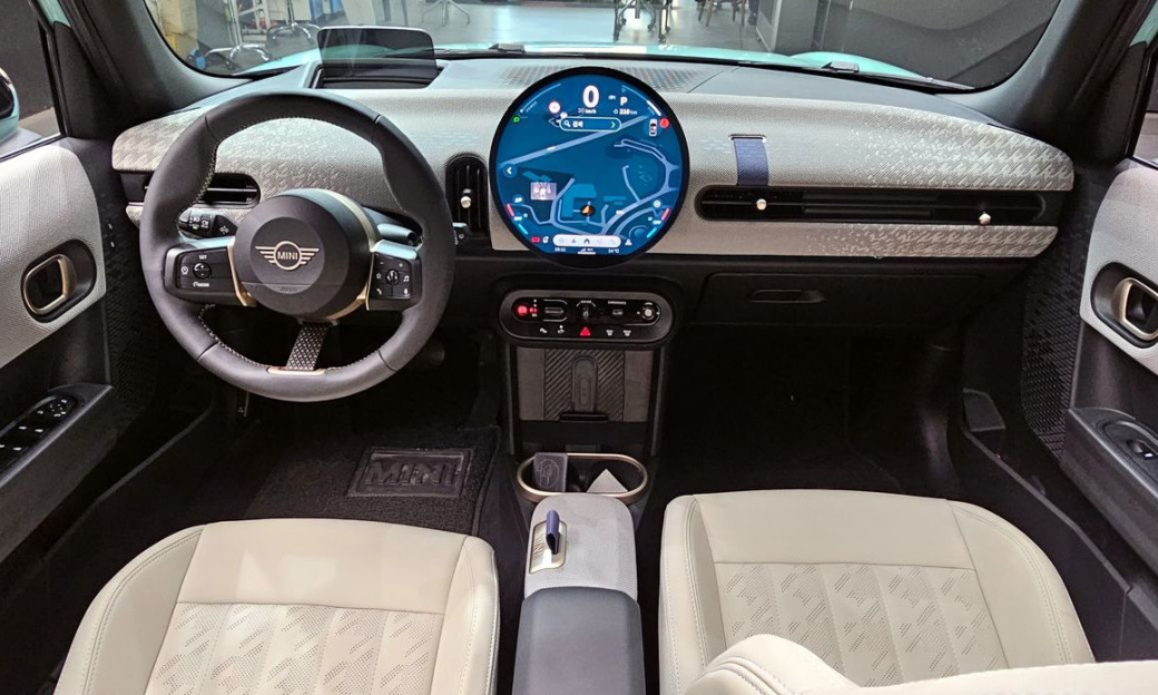 Mini Cooper 5 Door Favoured, 2025