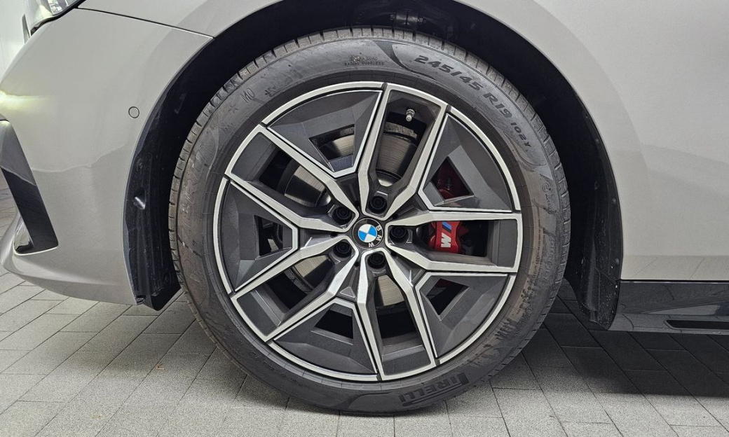 BMW 5-Series 520i Special Edition, 2026