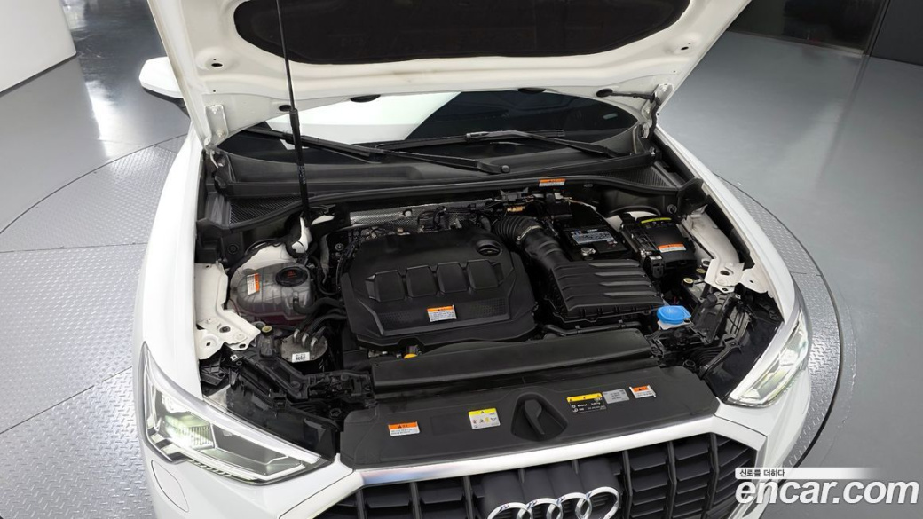 Audi Q3 35 TDI, 2022