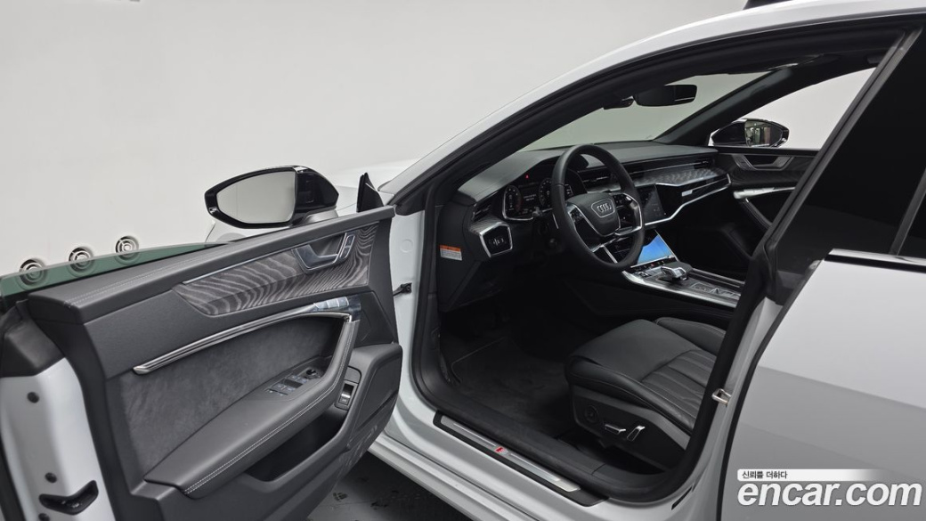 Audi A7 55 TFSI Quattro Premium, 2025