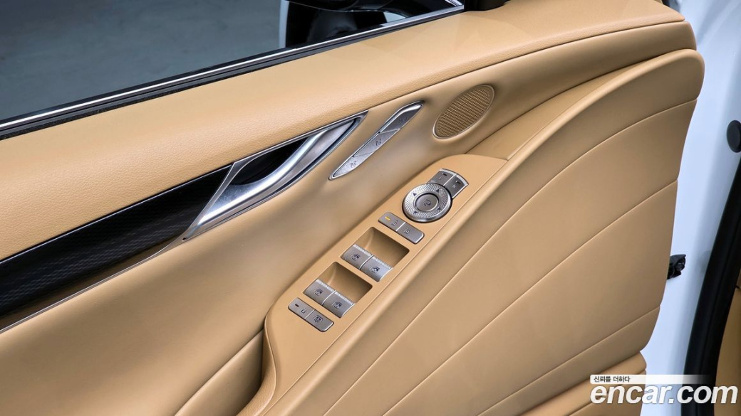 Genesis G80 Gasoline 2.5 Turbo AWD, 2025