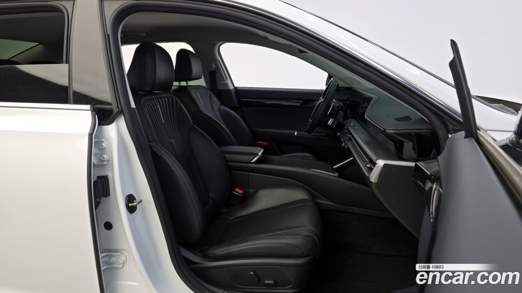 Hyundai Grandeur 2,5 Gasoline 2WD, 2023