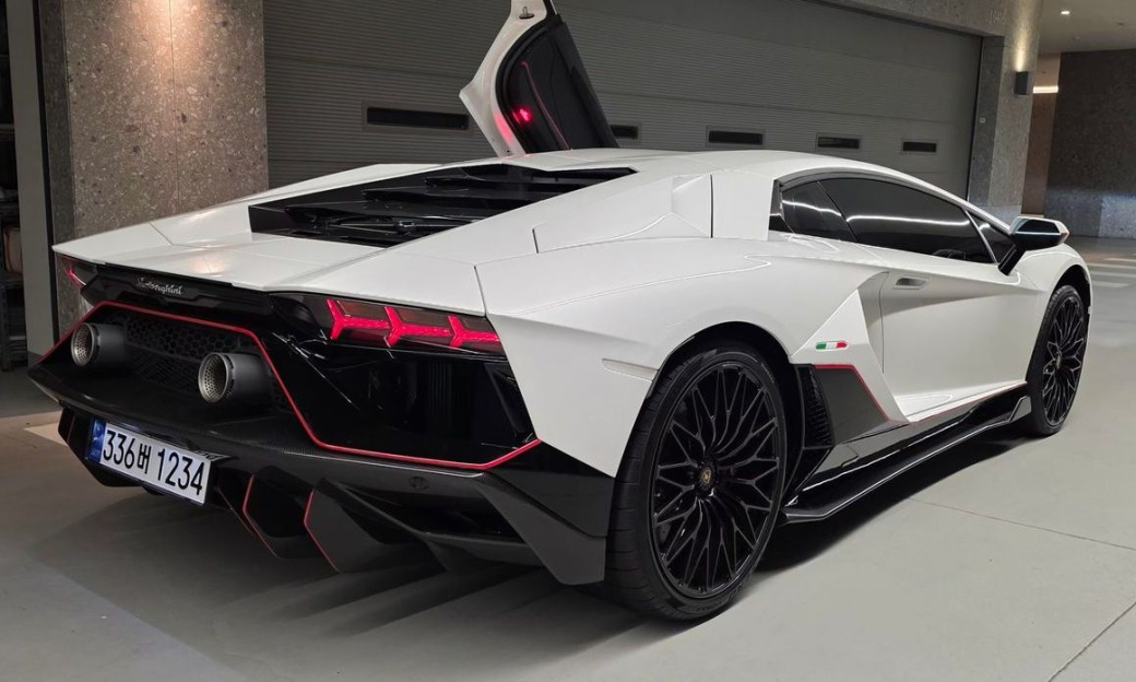 Lamborghini Aventador LP780-4 Ultimae, 2022