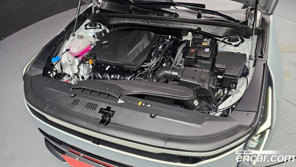 Kia K8 2.5 Gasoline 2WD, 2025