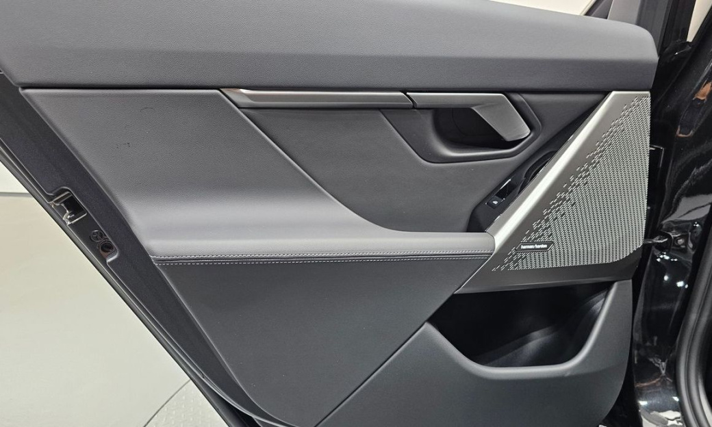 BMW 5-Series 520i Special Edition, 2026