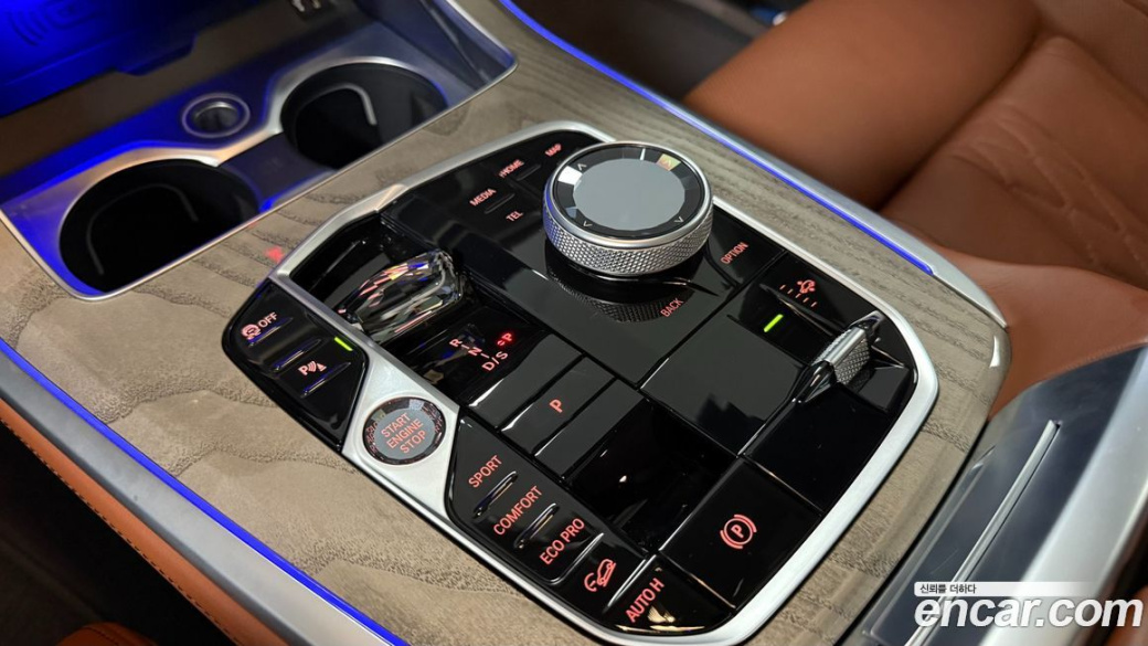BMW X7 xDrive 40i Design Pure Excellence 6-Seater, 2024