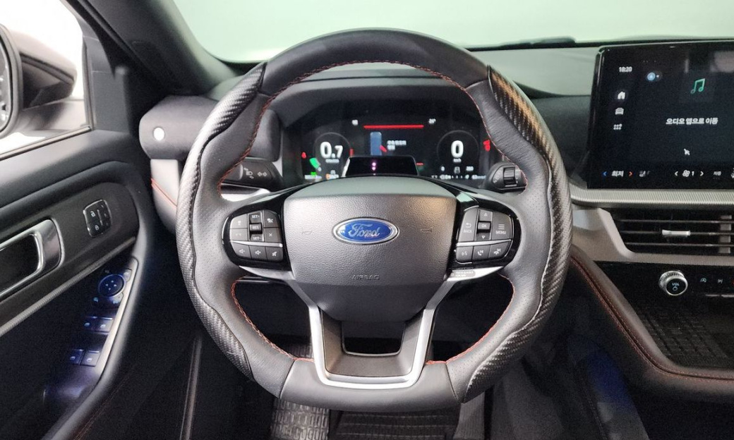 Ford Explorer 2.3 ST-Line 4WD, 2025