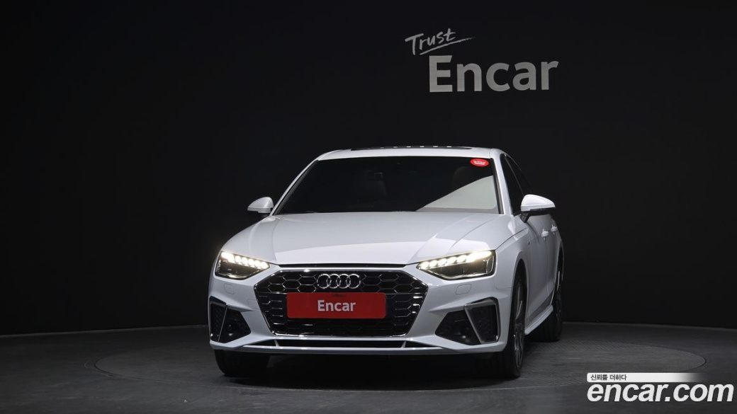 Audi A4 40 TFSI Premium, 2023