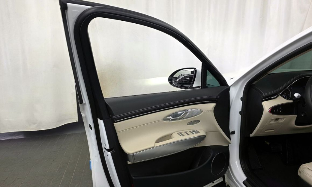 Genesis GV70 2.5T Gasoline 2WD, 2024