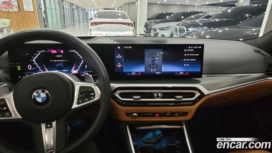 BMW 3-Series 320i M Sport, 2023