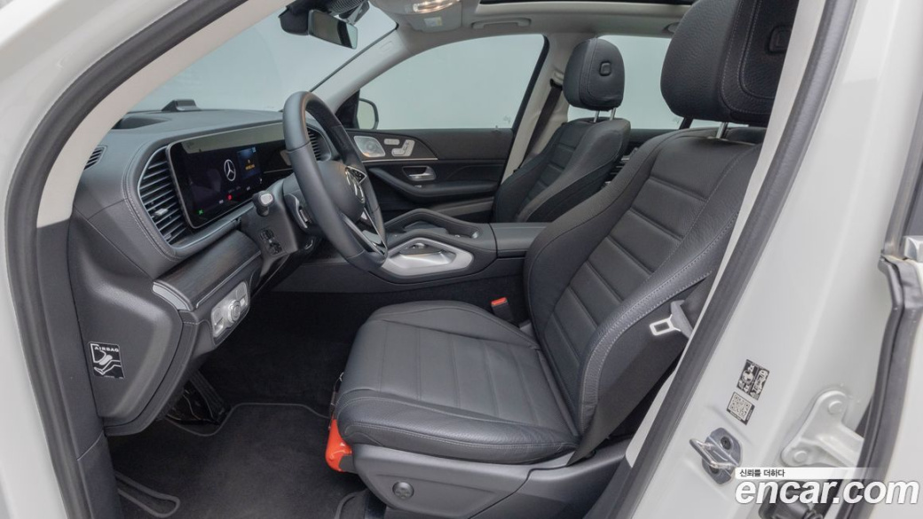 Mercedes-Benz GLE-Class GLE450 4MATIC, 2025